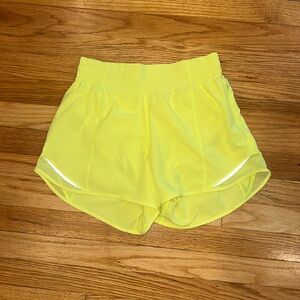 Lululemon high rise 4 inch hotty hot shorts